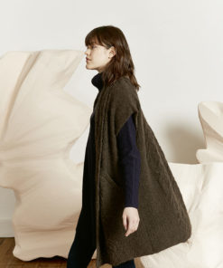 Strickset Weste aus Malou Light von Lang Yarns