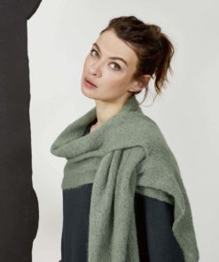 Strickset Schal Aus Suri Alpaca Von Lang Yarns 5 269 044 001 D1