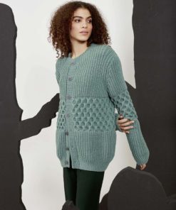 Strickset Jacke aus Merino 70 von Lang Yarns