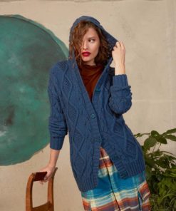 Strickset Jacke mit Kapuze aus Yak von Lang Yarns