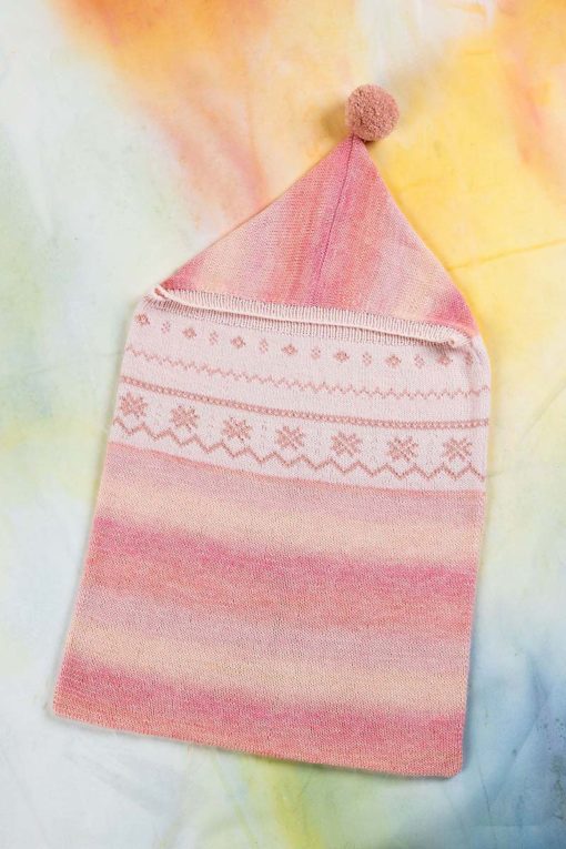 Strickset Pucksack Mit Kapuze Aus Merino 200 Bebe Color Und Merino 200 Bebe Von Lang Yarns