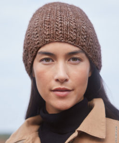 Strickset Mütze Im Strukturmuster aus Natural Alpaca Pelo von Lana Grossa