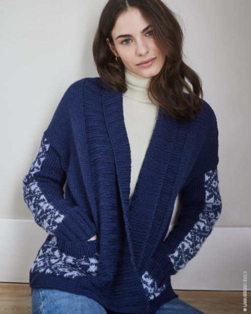 Strickset Jacke Mit Einstrickmuster Aus Cool Merino Big Und Setasuri Big Von Lana Grossa