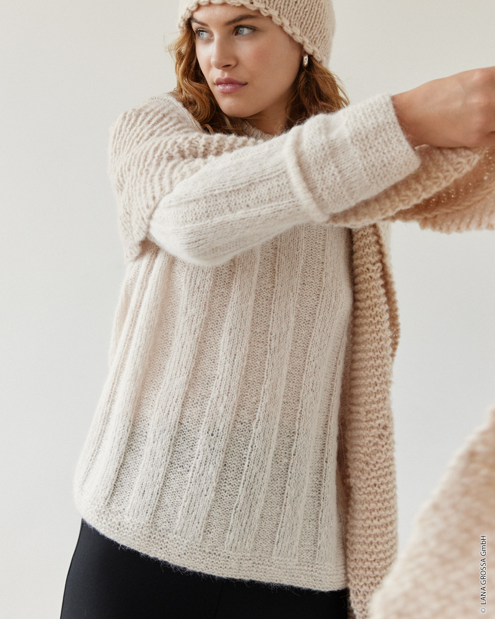 Strickset Pullover Mit Biesen Aus Setasuri Von Lana Grossa 2 Strickset Pullover Mit Biesen Aus Setasuri Von Lana Grossa – Bild 2