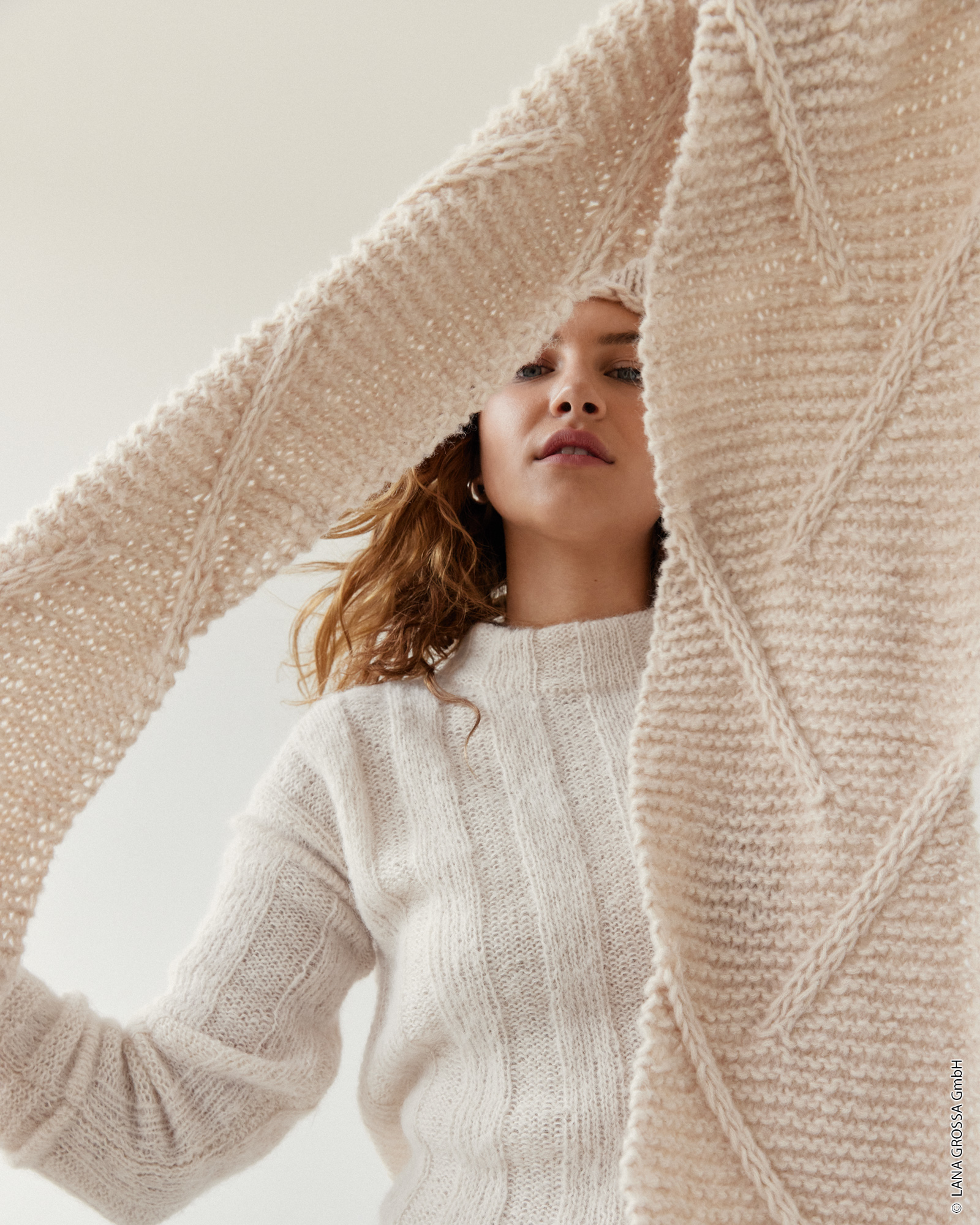 Strickset Xxl-Schal Mit Biese Aus Ecopuno Chunky Von Lana Grossa 2 Strickset Xxl-Schal Mit Biese Aus Ecopuno Chunky Von Lana Grossa – Bild 2