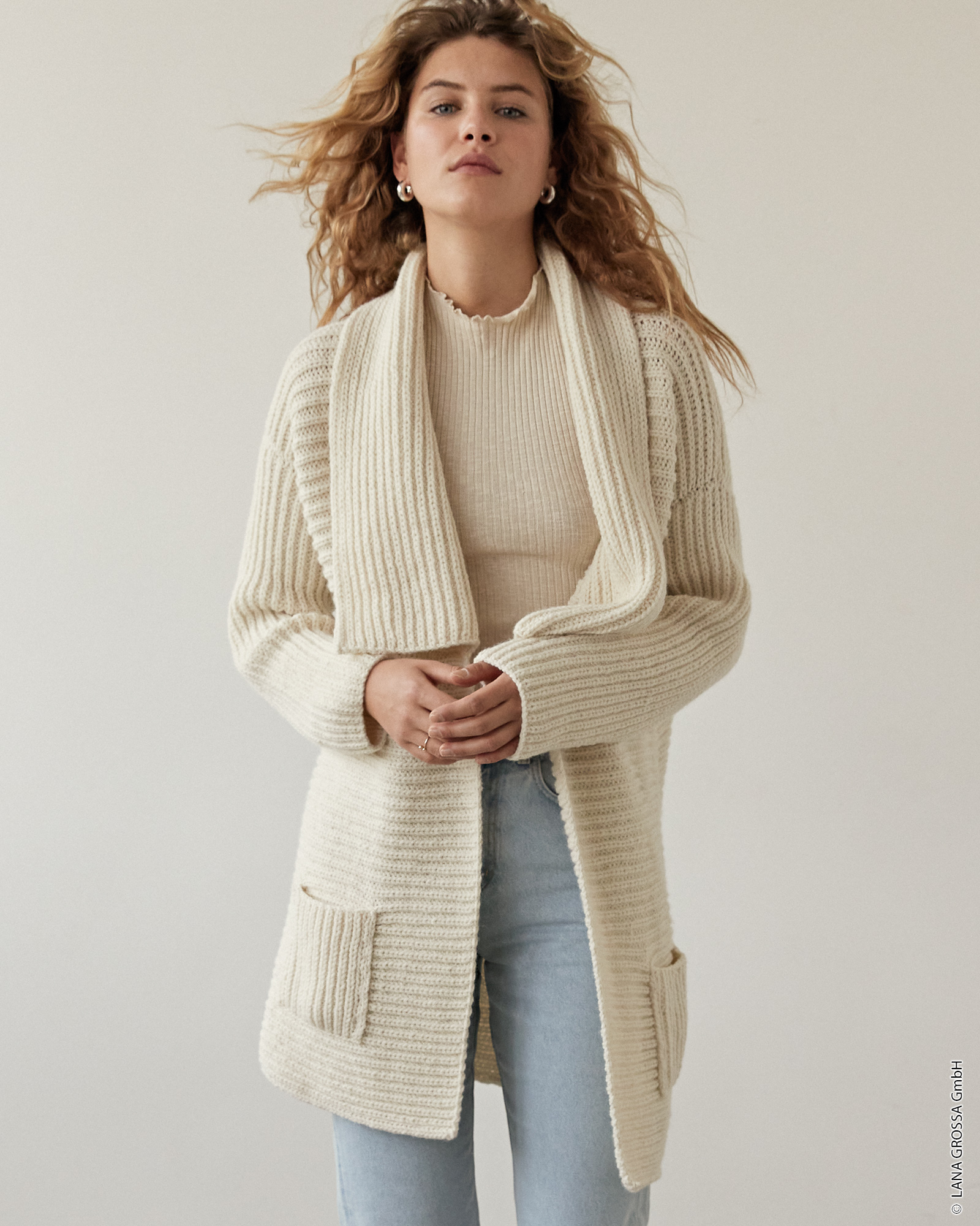 Strickset Cardigan Mit Taschen Aus Alta Moda Alpaca Von Lana Grossa 1 Strickset Cardigan Mit Taschen Aus Alta Moda Alpaca Von Lana Grossa