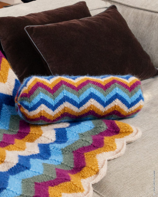 Strickset Estreifte Nackenrolle Im Zackenmuster Aus Alpaca Air Von Lana Grossa