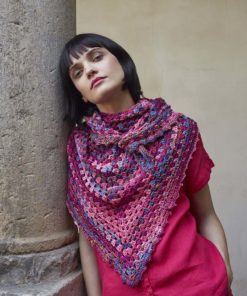 Strickset Crocheted Triangular Shawl Aus Artsy Von Lang Yarns 5 281 024 001 D1