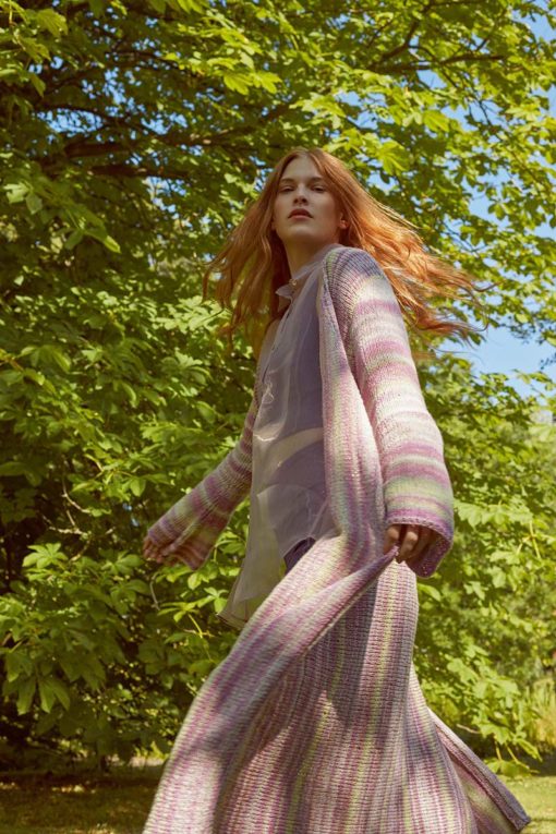 Strickset Mantel Aus Secret Garden Von Lang Yarns