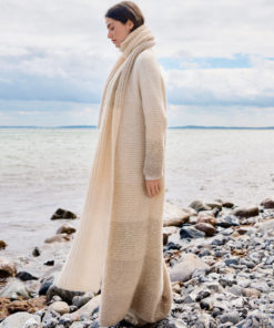 Strickset Mantel aus Soffio und Setasuri von Lana Grossa