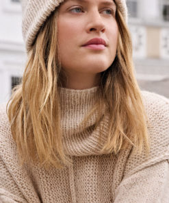 Strickset Loop Im Rippenmuster aus Natural Alpaca Pelo von Lana Grossa