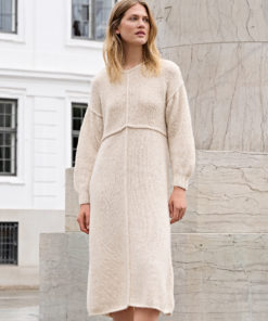 Strickset Kleid Mit Betonten Nähten aus Natural Alpaca Pelo von Lana Grossa