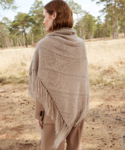 Strickset Dreieckstuch Mit Fransen aus Ecopuno und Silkhair von Lana Grossa