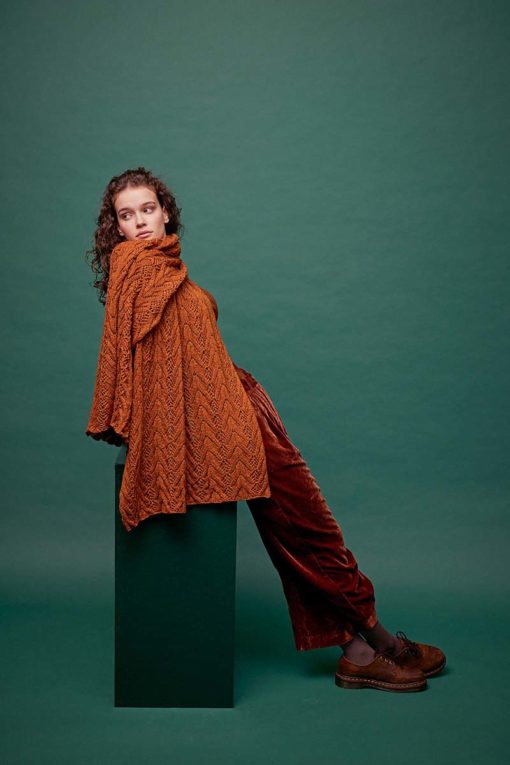Strickset Schultertuch Aus Nomad Von Lang Yarns