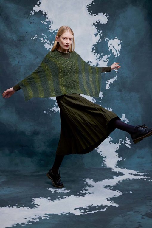 Strickset Poncho Aus Mohair 21 Und Paillettes Von Lang Yarns