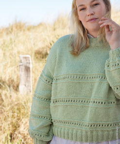 Strickset Oversize-pullover Mit Lochstreifen-muster aus Cool Wool Superbig Uni von Lana Grossa