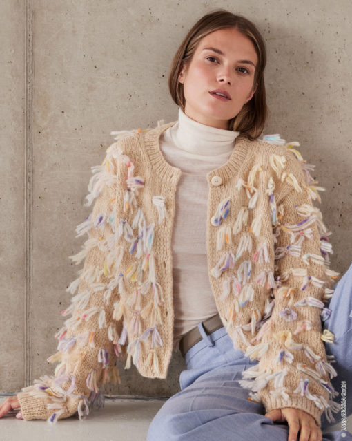 Strickset Jacke Mit Fransen Aus Brigitte No. 2 Und Cassata Von Lana Grossa