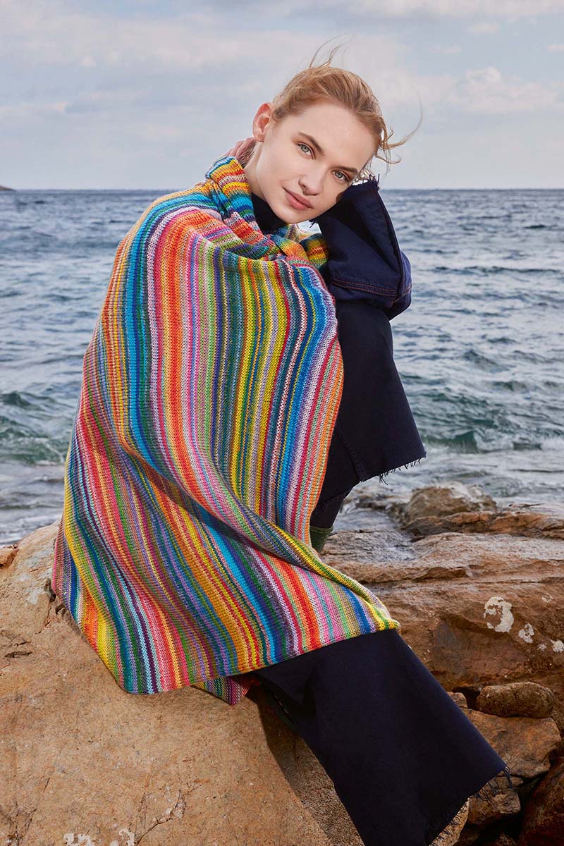 Strickset Decke Gehäkelt Aus Infinity Von Lang Yarns 4 Strickset Decke Gehäkelt Aus Infinity Von Lang Yarns – Bild 4