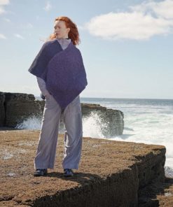 Strickset Poncho aus Donegal Woolen Spun von Lang Yarns