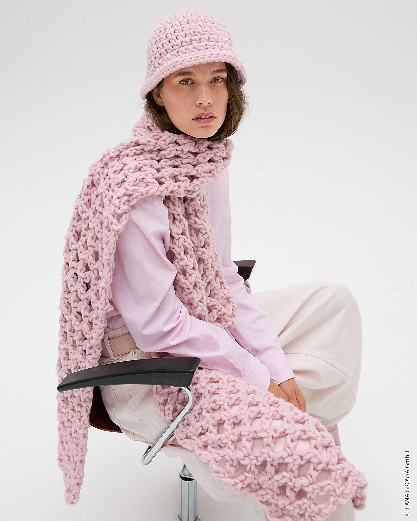 Strickset Schal Im Häkelmuster Aus Confetti Von Lana Grossa 1 Strickset Schal Im Häkelmuster Aus Confetti Von Lana Grossa