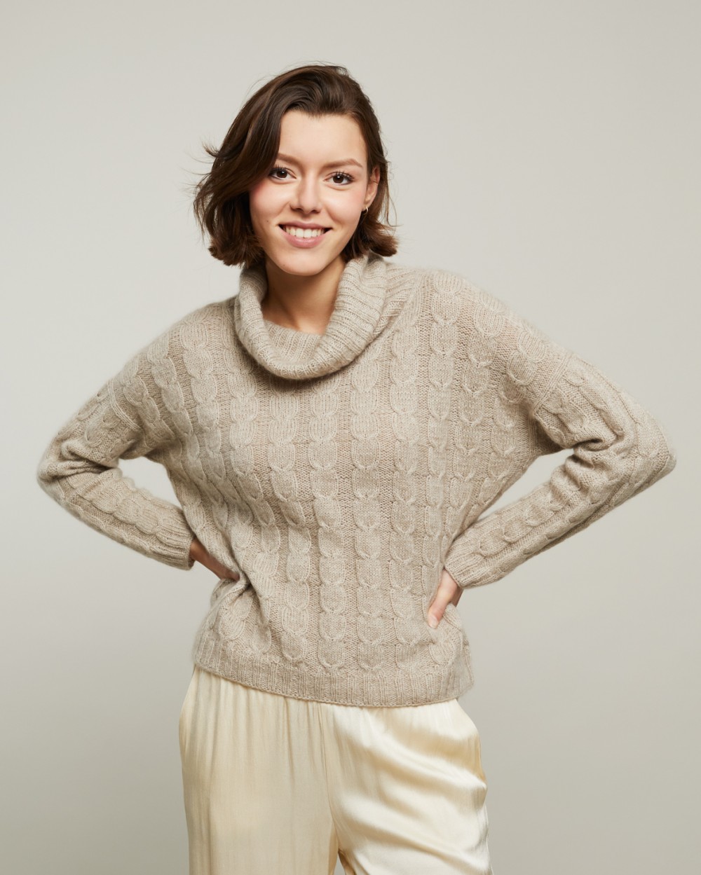 Strickset Pullover Amela Aus Milano Und Premia Von Lamana 2 Strickset Pullover Amela Aus Milano Und Premia Von Lamana – Bild 2