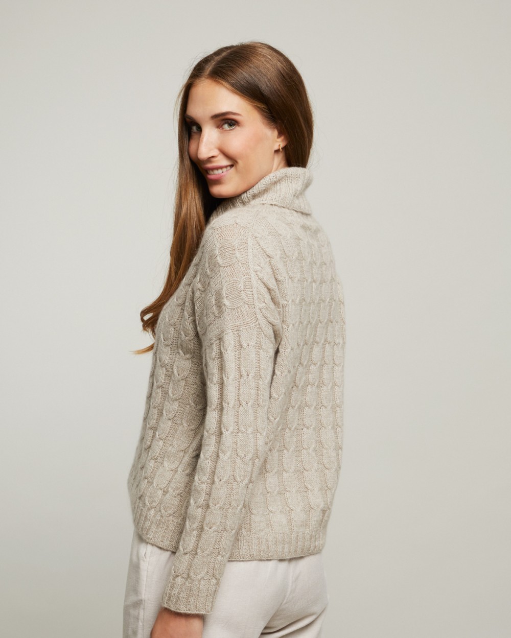 Strickset Pullover Amela Aus Milano Und Premia Von Lamana 4 Strickset Pullover Amela Aus Milano Und Premia Von Lamana – Bild 4