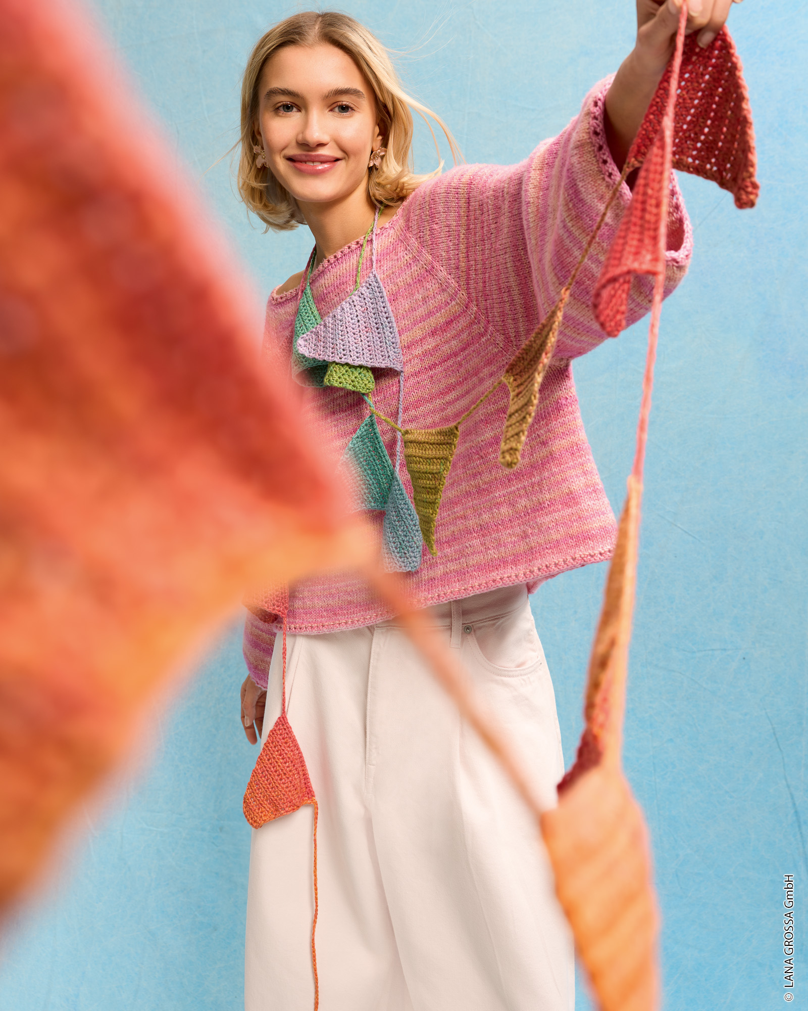 Strickset 1-Knäuel-Wimpelkette Aus Cotonella Von Lana Grossa 2 Strickset 1-Knäuel-Wimpelkette Aus Cotonella Von Lana Grossa – Bild 2