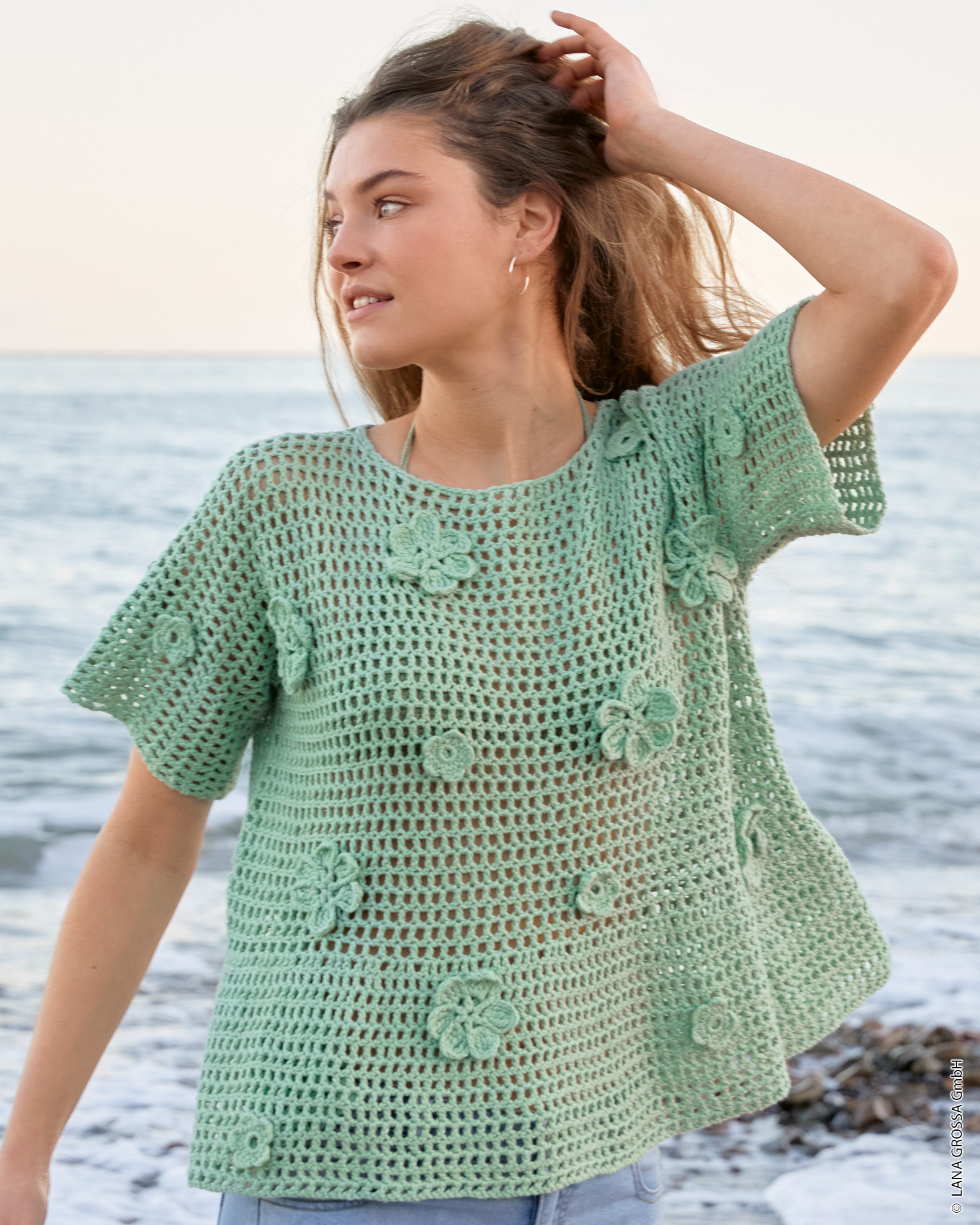 Strickset Shirt Im Filetmuster Mit Blüten Aus Cotonella Von Lana Grossa 1 Strickset Shirt Im Filetmuster Mit Blüten Aus Cotonella Von Lana Grossa