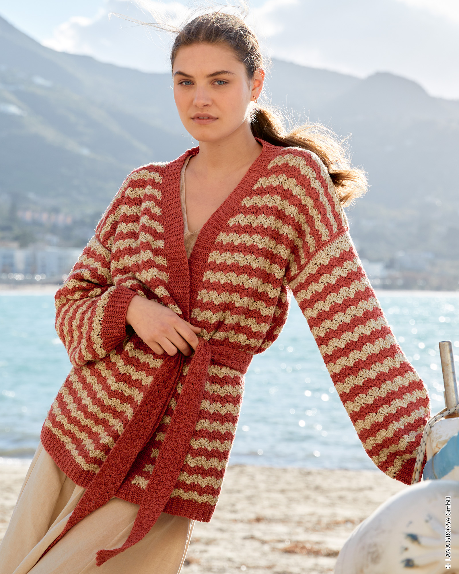 Strickset Jacke Im Muschelmuster Aus Diversa Von Lana Grossa 1 Strickset Jacke Im Muschelmuster Aus Diversa Von Lana Grossa