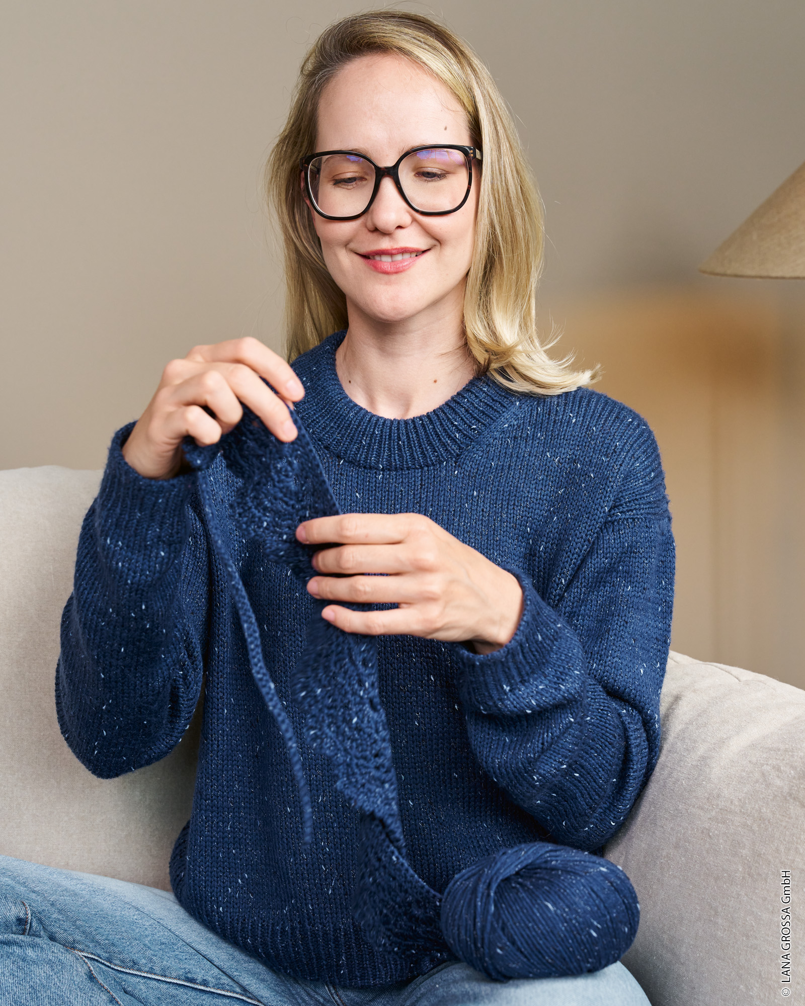 Strickset Sinchens Pullover Ii Mit Rundhalsausschnitt Aus Cool Wool Big Dots Von Lana Grossa 1 Strickset Sinchens Pullover Ii Mit Rundhalsausschnitt Aus Cool Wool Big Dots Von Lana Grossa