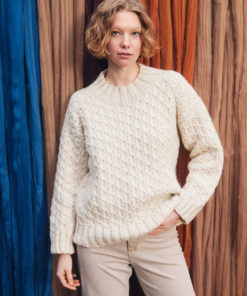 Strickset Pullover aus Naturalis von Lang Yarns